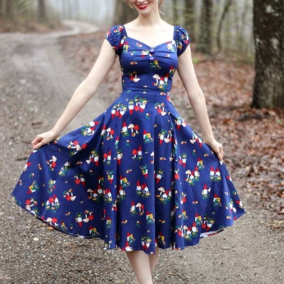 NWT | Collectif x Modcloth | No Place Like Gnome Printed Retro Midi Dress | XS - Picture 1 of 8